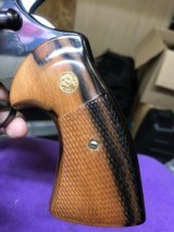 Colt Python (6 in, blue, 1975) - 3 of 8