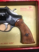 High Standard Sentinel Deluxe(6in, box) - 4 of 7