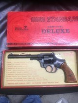 High Standard Sentinel Deluxe(6in, box) - 1 of 7