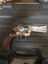 Smith and Wesson 586-1 (4 in, nickel) - 2 of 6