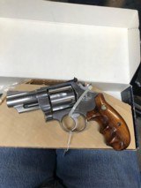 Smith and Wesson 629-2 (3 in, combats) - 2 of 6