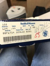 Smith and Wesson 629-2 (3 in, combats) - 4 of 6