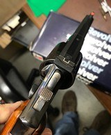 Smith and Wesson 586-3 (4 in, blue, box) - 4 of 6