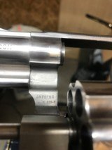 Smith and Wesson 629-1 (3 in, combats) - 3 of 7