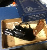 Smith and Wesson 38 Airweight (1 7/8ths, blue) - 2 of 8