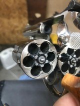 Smith and Wesson 19-3 (4 in, nick) - 6 of 7
