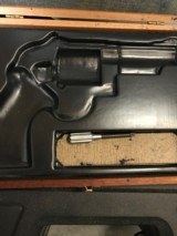 Smith and Wesson 29-2 (4 in, blue, box) - 8 of 10