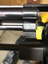 Smith and Wesson 29-2 (4 in, blue, box) - 10 of 10