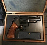 Smith and Wesson 29-2 (4 in, blue, box) - 1 of 10