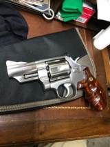 Smith and Wesson 629-1 (3 in, combats) - 1 of 5