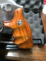 Smith and Wesson 686 (6 in, combats) - 4 of 6