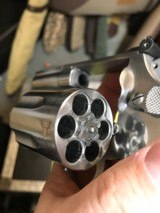 Smith and Wesson 66-1 (2 1/2 in, P and R) - 5 of 6