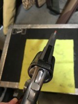 Smith and Wesson 686-3 (4 in, target grips) - 3 of 5