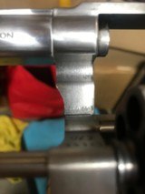 Smith and Wesson 64-3 (3 in, heavy barrel) - 8 of 8