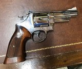 Smith and Wesson 57 (4 in, nickel) - 2 of 7