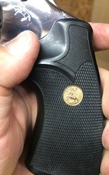 Colt Python (4 in, BSTS, box) - 4 of 10