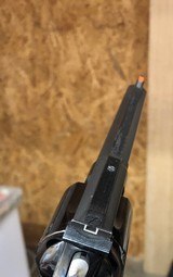 Smith and Wesson 586-1 (6 in, blue) - 6 of 6