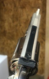Smith and Wesson 19-4 (2.5 in, nickel) - 6 of 7