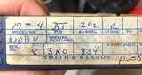 Smith and Wesson 19-4 (2.5 in, box) - 8 of 9