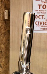 Smith and Wesson 29-2 (4 in, nickel) - 3 of 7