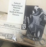 Smith and Wesson 624 (4 in, box, tools) - 8 of 9