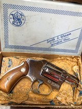 Smith and Wesson 40 (1 7/8ths, nick, box) - 1 of 9
