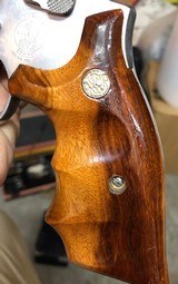 Smith and Wesson 686 Silhouette - 4 of 8