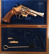 Smith and Wesson 27-2 (5 in, box, nick) - 2 of 8