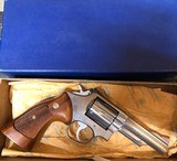 Smith and Wesson 66-2 (4 in, box) - 2 of 8