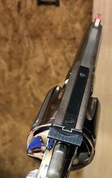 Smith and Wesson 25-5 (45 LC, 4 in, box) - 4 of 5