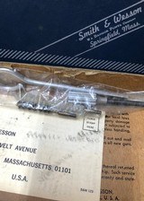 Smith and Wesson 43 (blue, box) - 4 of 8