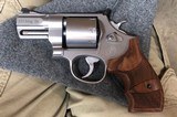 Smith and Wesson 627-6 (8 shot) - 1 of 8