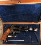 Smith and Wesson 29-2 (6.5 in, box, blue) - 2 of 8