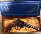Smith and Wesson 19-4 (6 in, blue, box) - 1 of 8