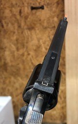 Smith and Wesson 19-4 (6 in, blue, box) - 5 of 8