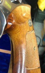 Smith and Wesson 629 (pinned, recessed) - 3 of 6