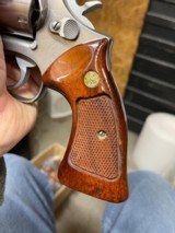 Smith and Wesson 686 (4 in, no dash) - 6 of 8