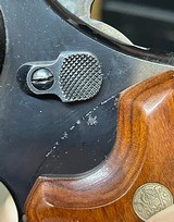 Smith and Wesson 57 (4 in, blue) - 5 of 9