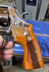 Smith and Wesson 29-2 (4 in, box) - 3 of 11