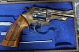 Smith and Wesson 29-2 (4 in, box) - 2 of 11