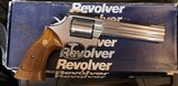 Smith and Wesson 686-3 (unfluted, box) - 2 of 8