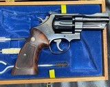 Smith and Wesson 27-2 (3 1/2, blue, box) - 2 of 8