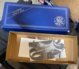 Smith and Wesson 24-3 (4 inch, box) - 5 of 8