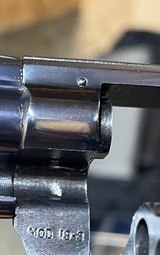 Smith and Wesson 19-3 (2 1/2 in, blue, box) - 4 of 7