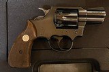 Colt Lawman (2 in, blue, wood grips) - 2 of 5