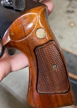 Smith and Wesson 29-2 (4 in, blue, pres. Box) - 9 of 10