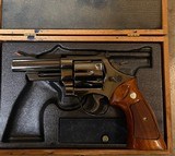 Smith and Wesson 29-2 (4 in, blue, pres. Box) - 2 of 10