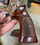 Smith and Wesson 586 (6 in, nickel) - 5 of 6