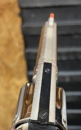 Smith and Wesson 25-5 (4 in, nick, box) - 5 of 6