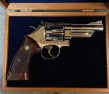 Smith and Wesson 25-5 (4 in, nick, box) - 2 of 6